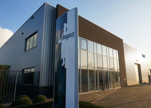 Bedrijfspand van Elegast